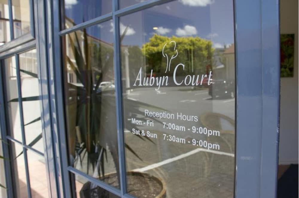 Aubyn Court Spa Motel 2