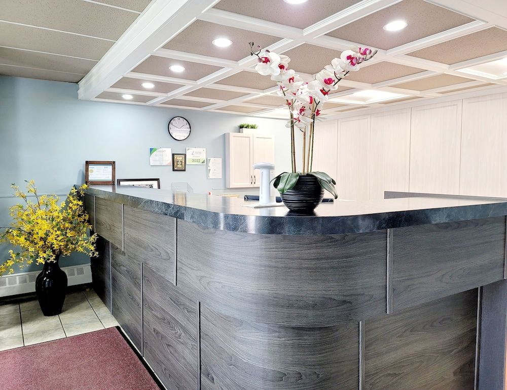 Canadian Motor Inn 2