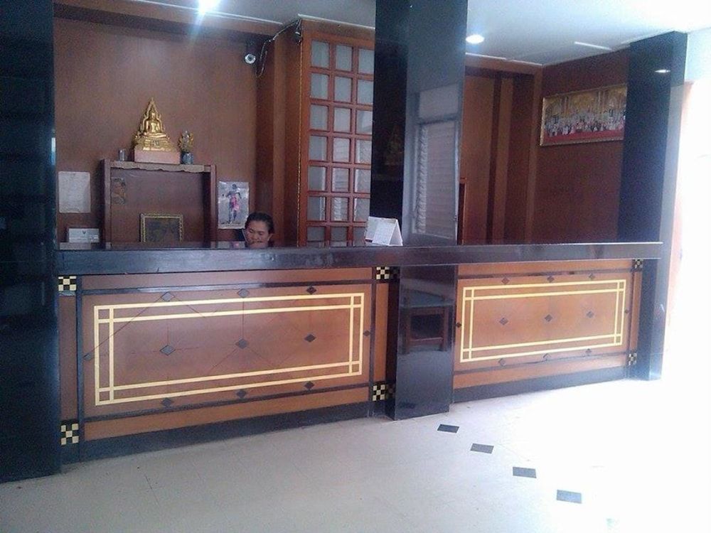 Petch Pailyn Hotel 3