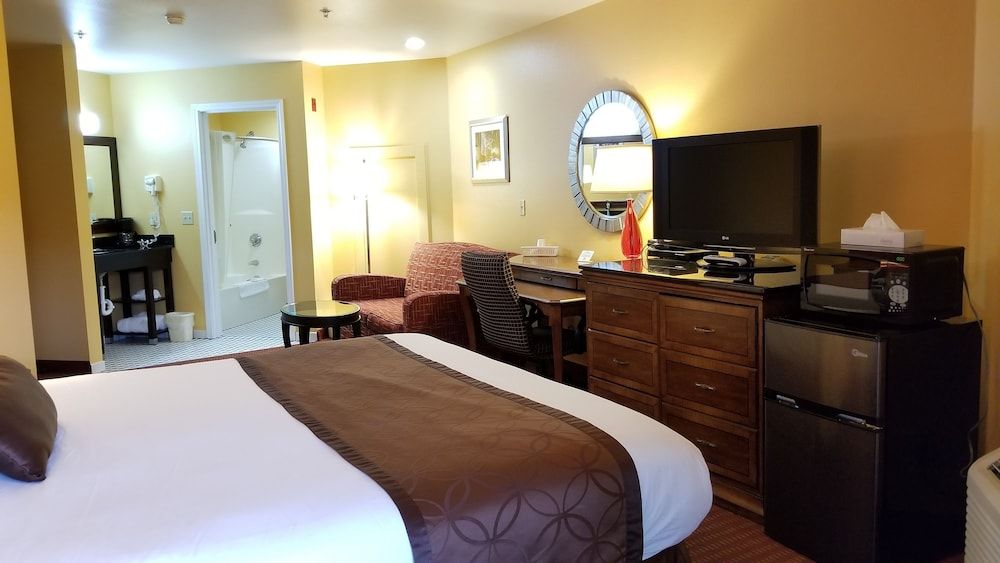 The Dew Drop Inn Motel 2