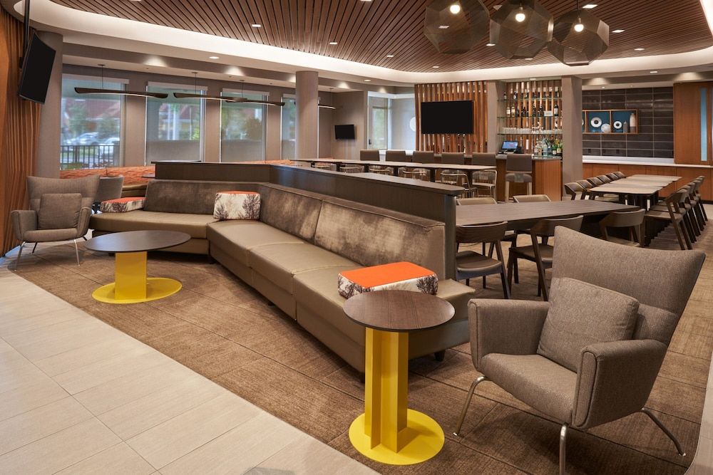 SpringHill Suites by Marriott Fort Myers Estero 3