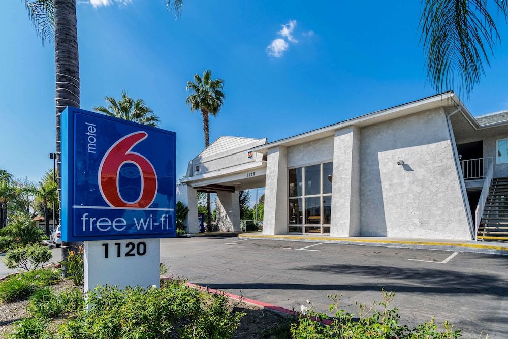 Motel 6 Redlands, CA 2 estrelas em Redlands