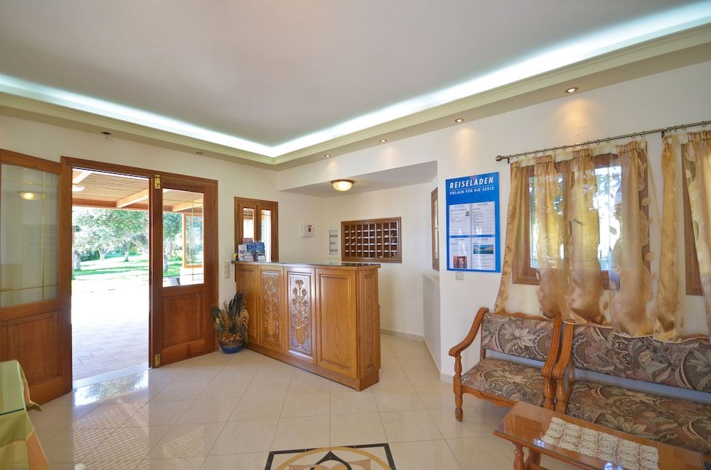 Naxos Nature Suites 2