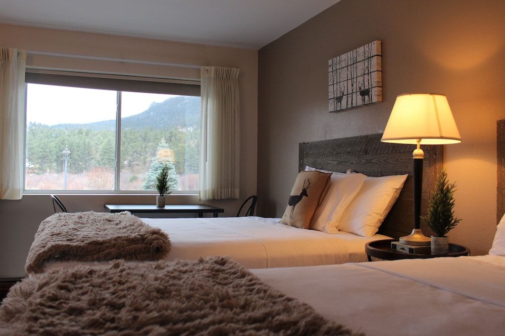 Alpine Trail Ridge Inn 3