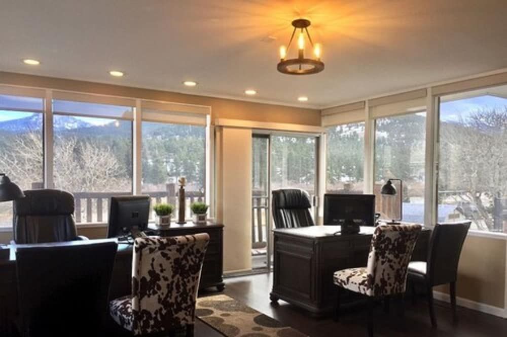 Alpine Trail Ridge Inn 2