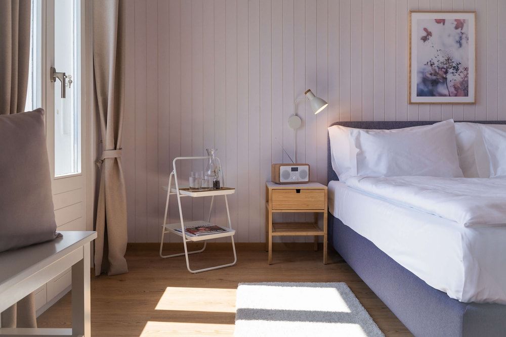 La belle vue - Boutique Hotel & Café 3 stelle a Spiez