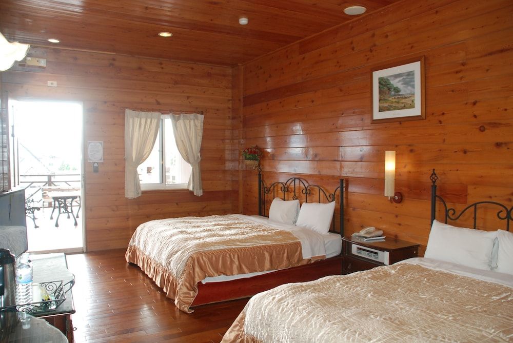 Liching Garden Villa 3