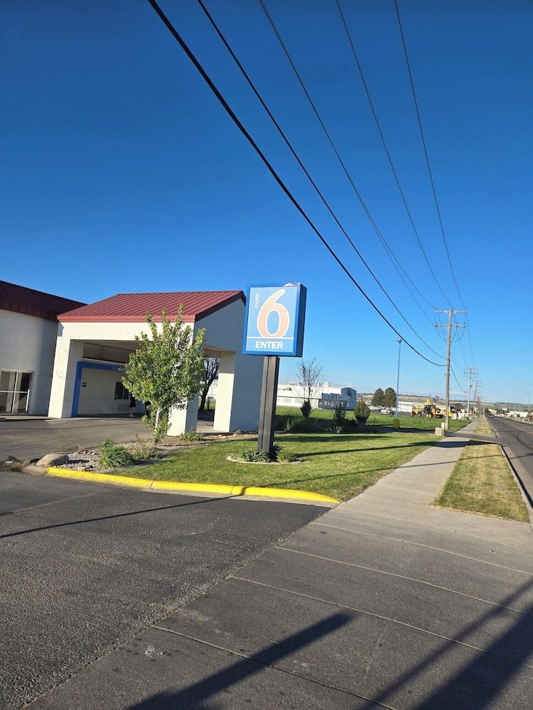 Motel 6 Billings, MT - North