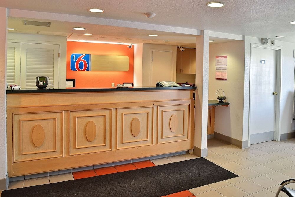 Motel 6 Billings, MT - North 3