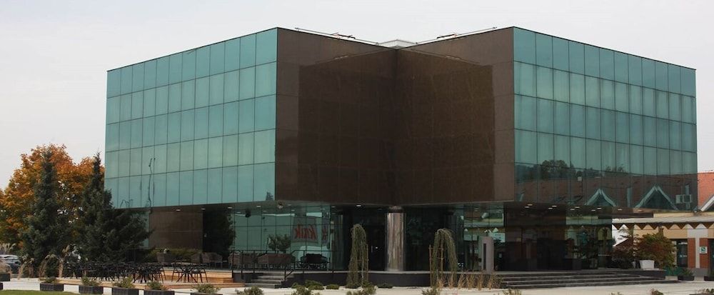 Hotel Cubis 3 estrelas em Lendava