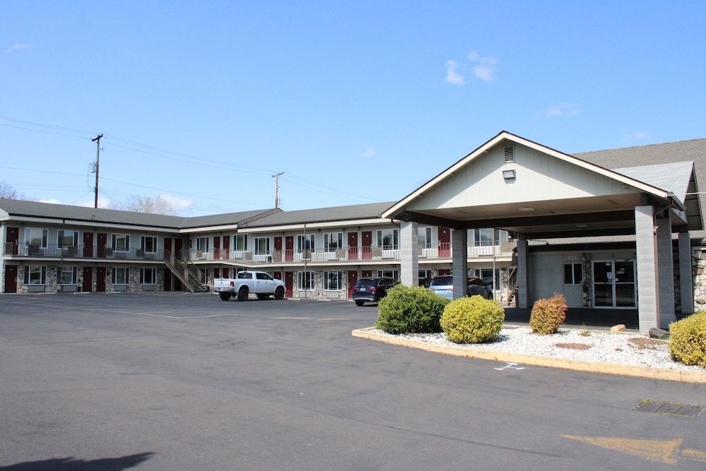 Pine Tree Inn 2 estrelas em Medford