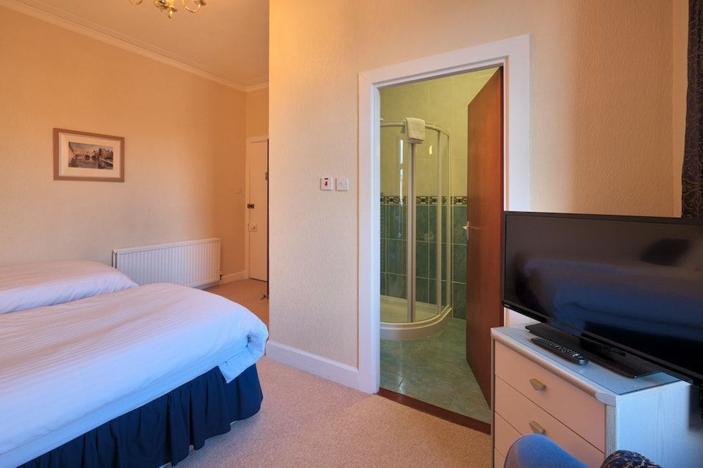 Cedars Guest House 2