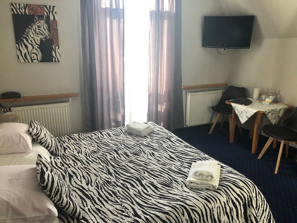 Hotel Bella 3 estrelas em Jelenia Góra