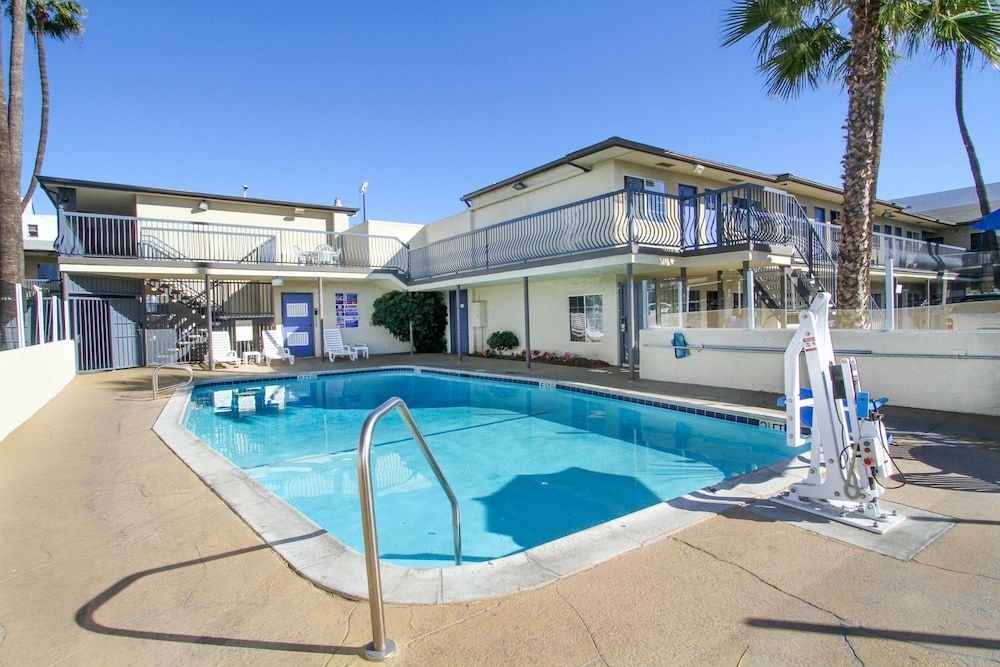 Motel 6 San Diego Airport - Harbor 2 estrellas en San Diego