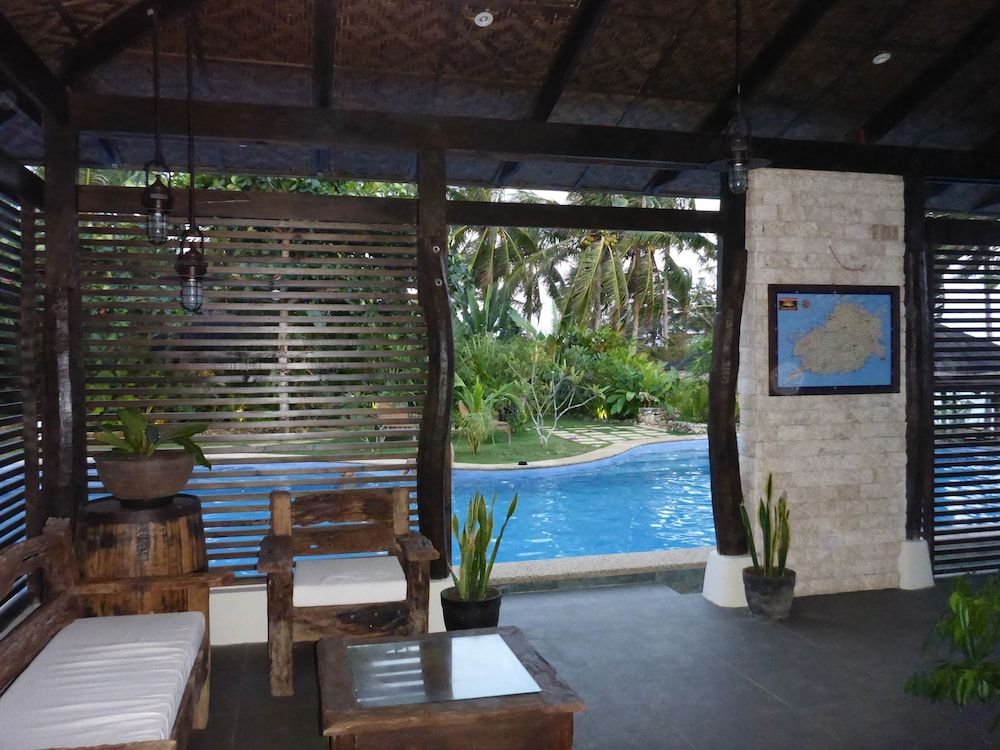 Island View Beachfront Resort 3