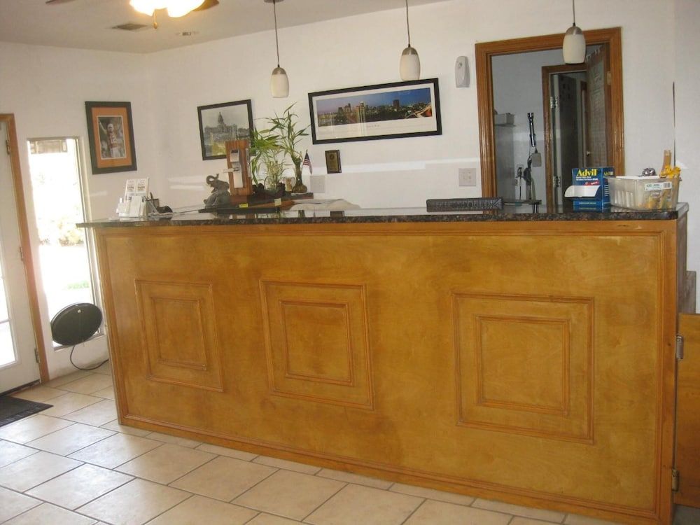 The Heart of Texas Motel 3