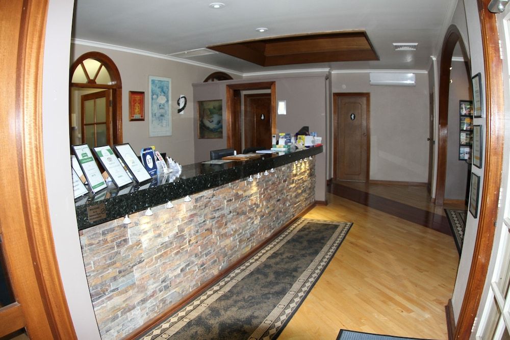 Sleepy Hill Motor Inn 3