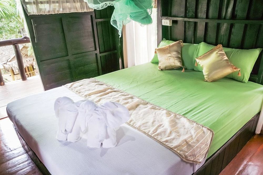 Leaf House Bungalows SHA PLUS approved 3