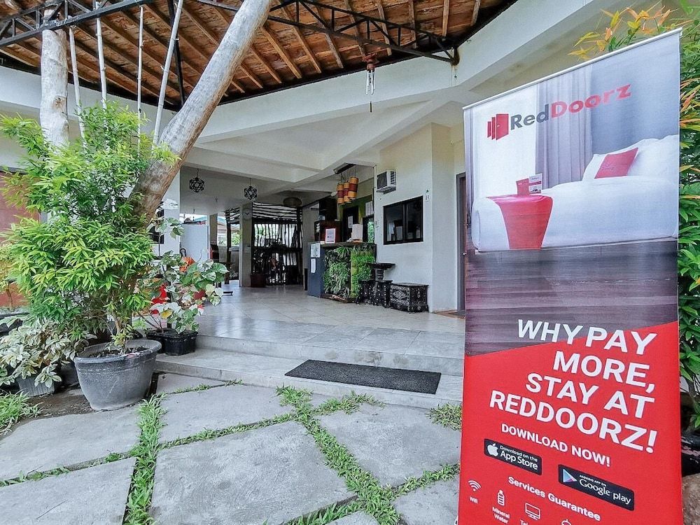 RedDoorz near KCC Mall Gensan