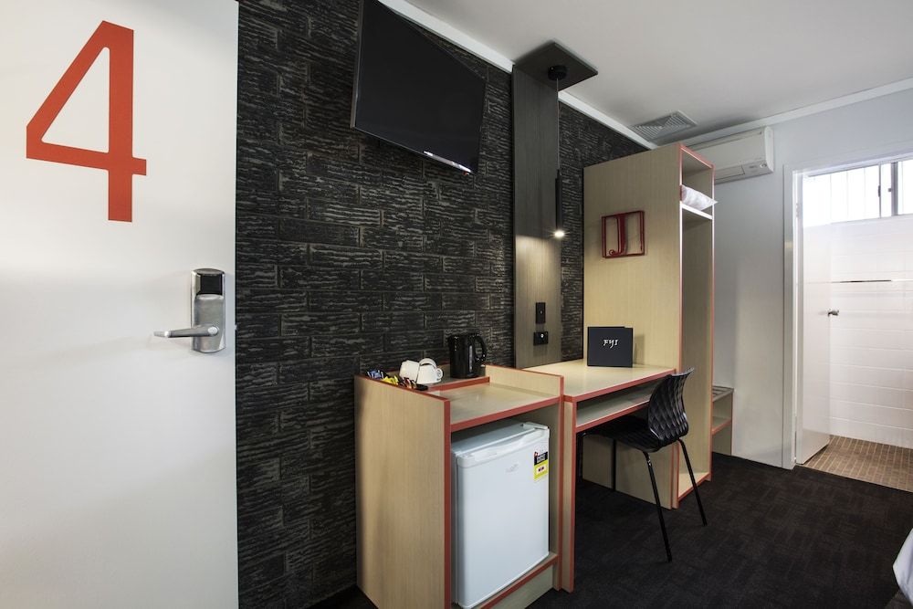 Nightcap at Jamison Hotel 3