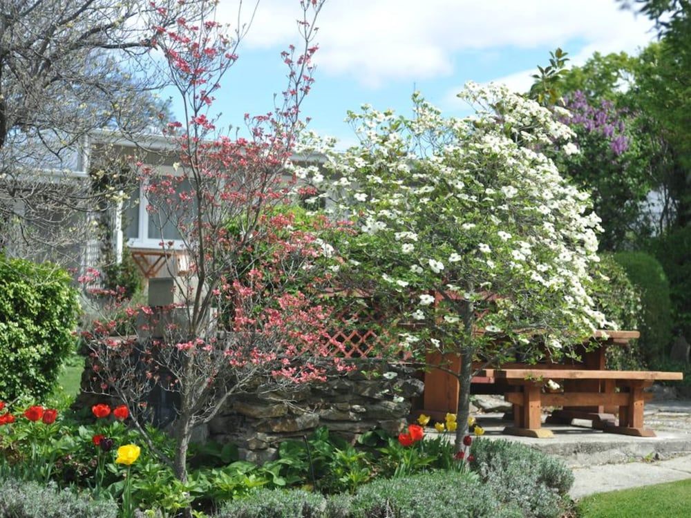 Alexandra Garden Court Motel 2