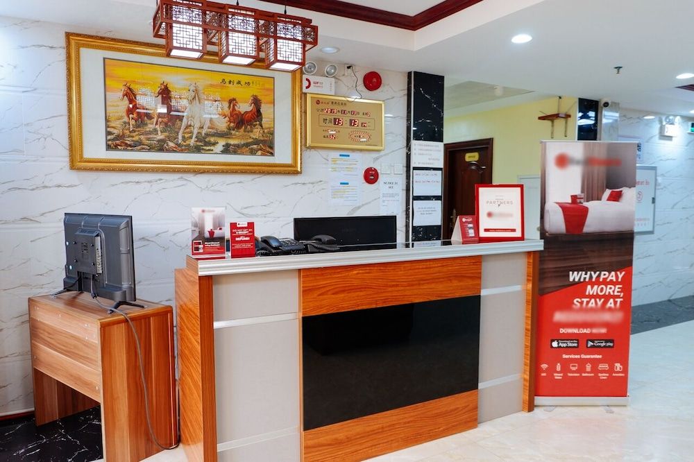 RedDoorz Plus near Camella La Brisa Lapulapu 2