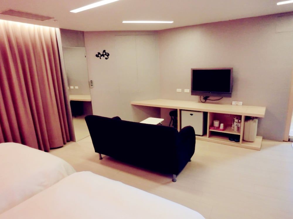 Everyday Hot Spring Hotel 2