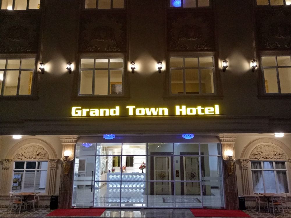 Grand Town Hotel Mandai 1