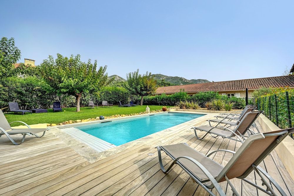 Hôtel Le Provence 3 estrelas em Gémenos