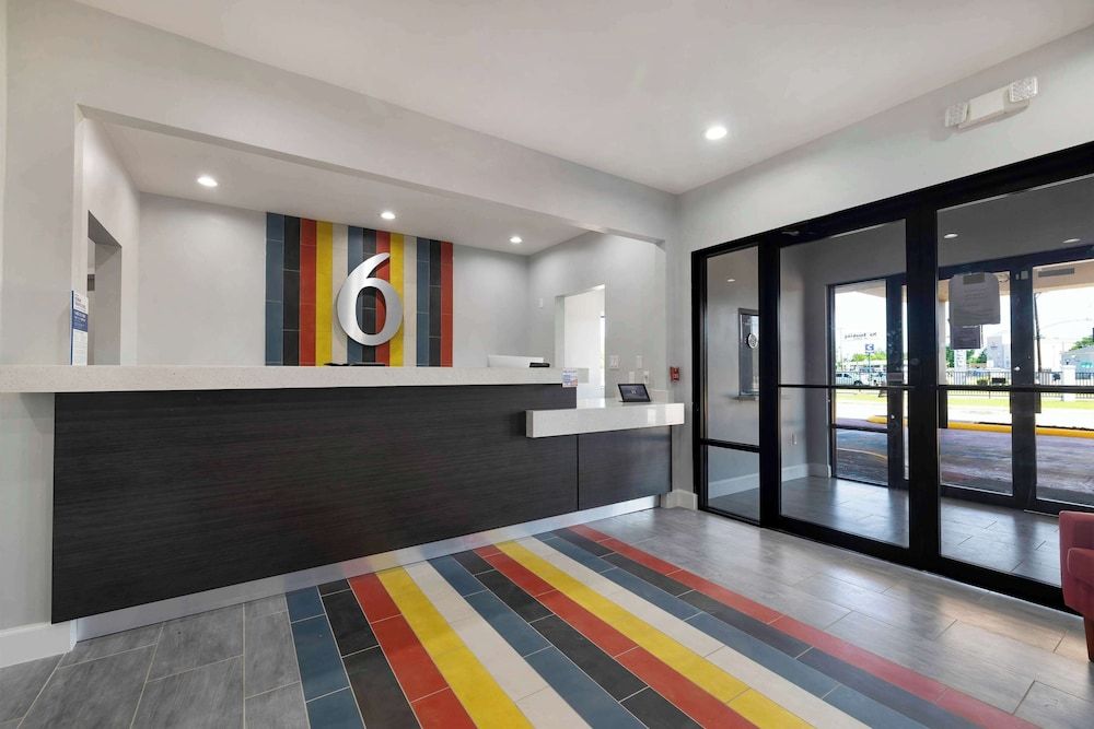 Motel 6 Lake Charles, LA 2