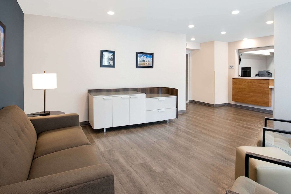 WoodSpring Suites Daytona Beach Int'l Speedway 2