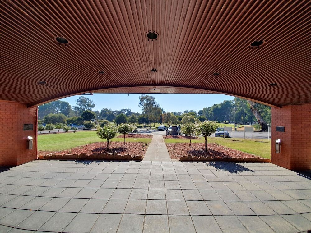 Corowa Golf Club Motel 2