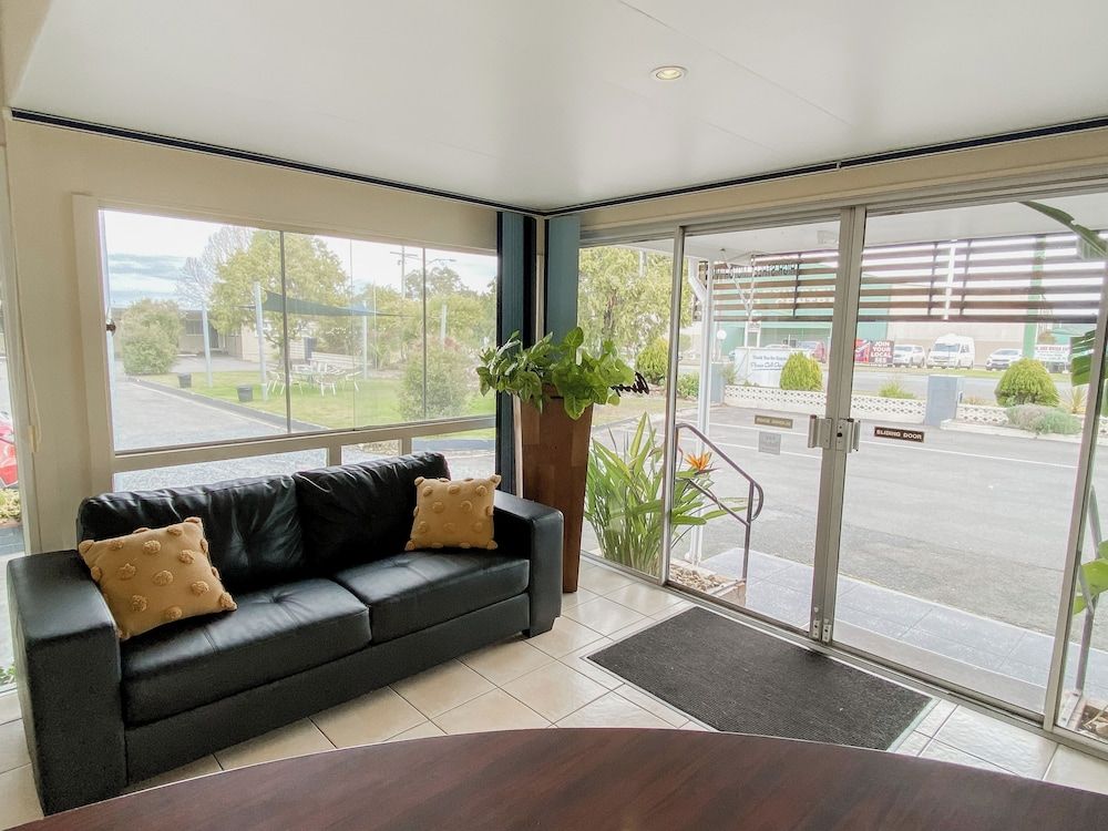 High Street Motor Inn 2