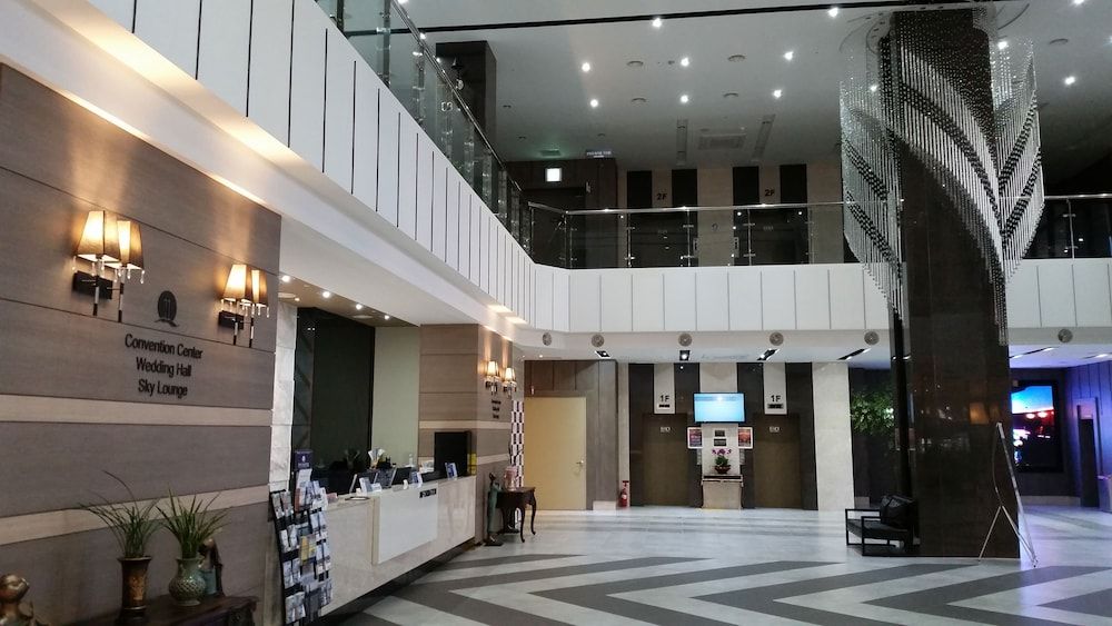 Hyunjin Tourist Hotel 3