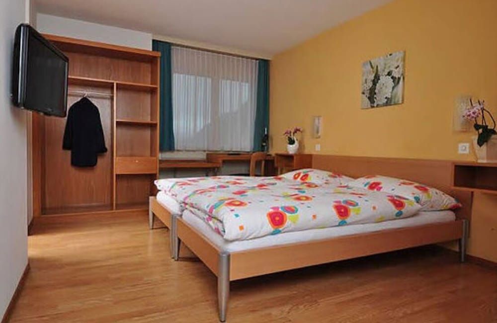 Hotel Restaurant Jura 2