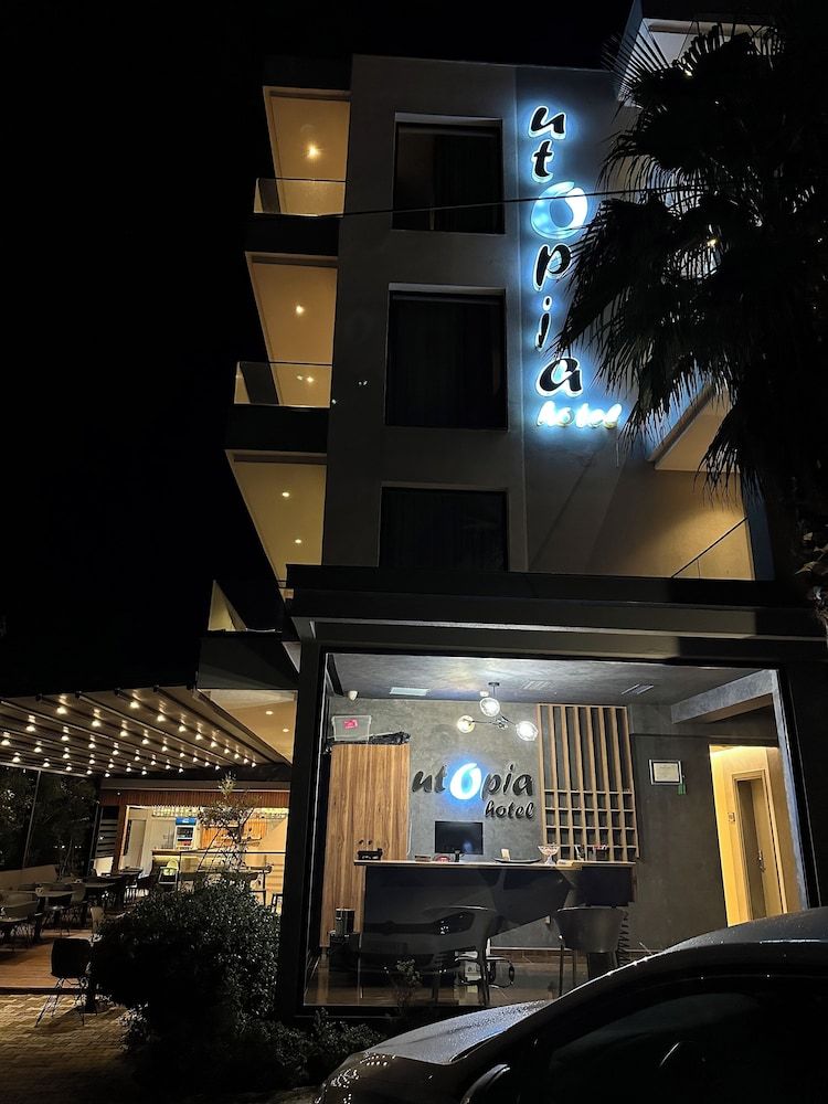 Hotel Utopia 4 estrellas en Ksamil