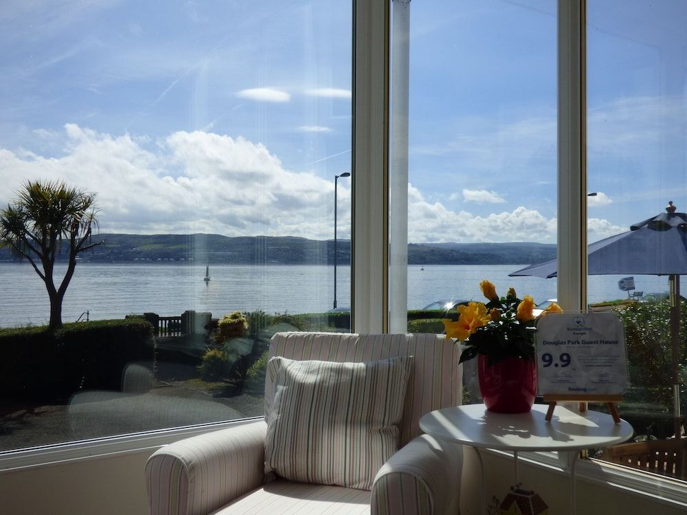 Douglas Park Guest House 2