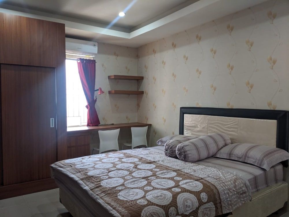 Pinewood Apartment by Vial -1 estrellas en Bandung