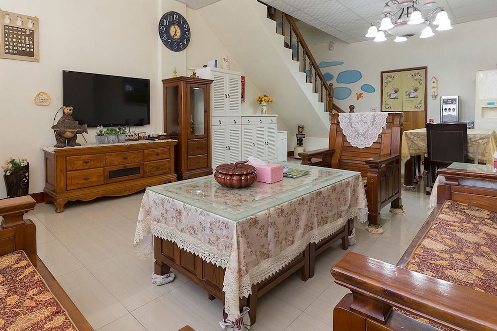 Mei Di Ya Ju Guest House 3