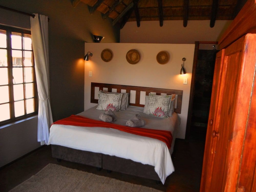Mangwa Valley Game Lodge & Spa 3