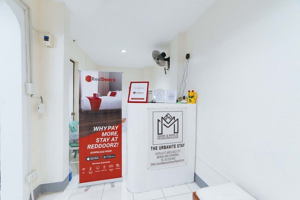 RedDoorz @ Plaza Jaro Iloilo 2