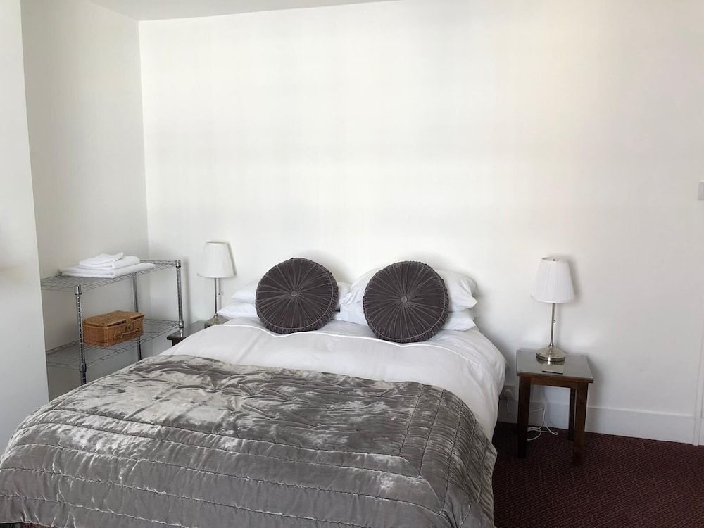 The Prince of Wales 2