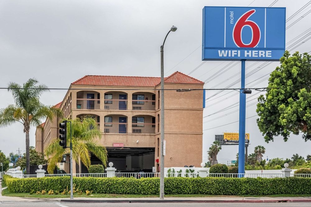 Motel 6 Gardena, CA - South 2 étoiles à Gardena