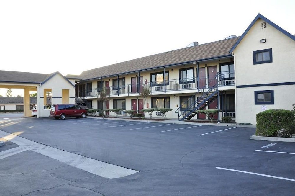 Luxury Inn 2 étoiles à Norwalk