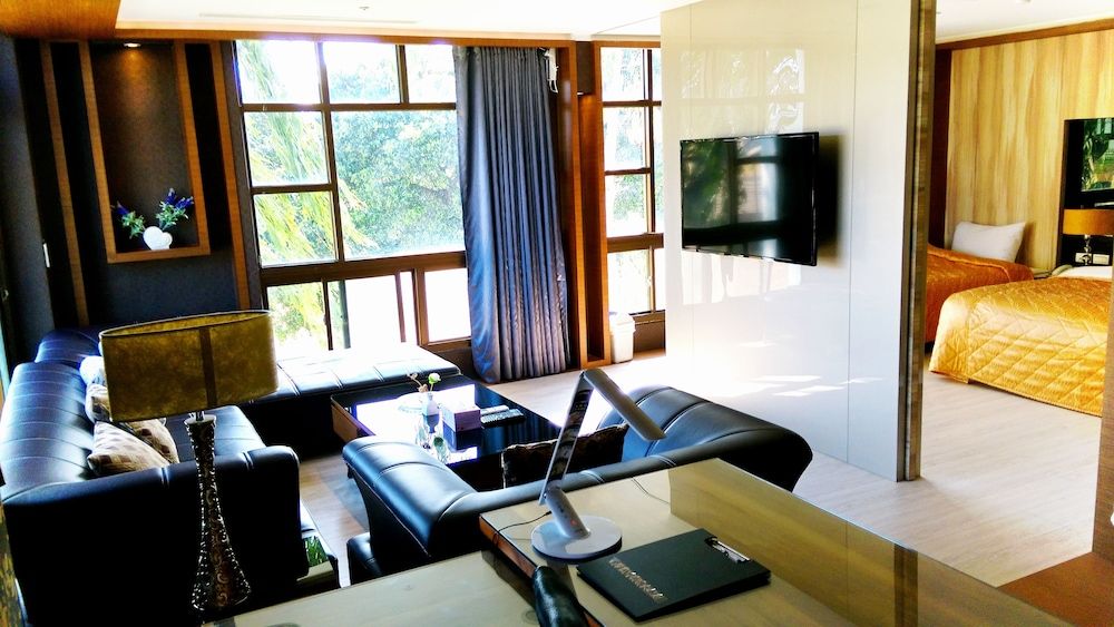 Jinsa Lakeside View Hotel 3