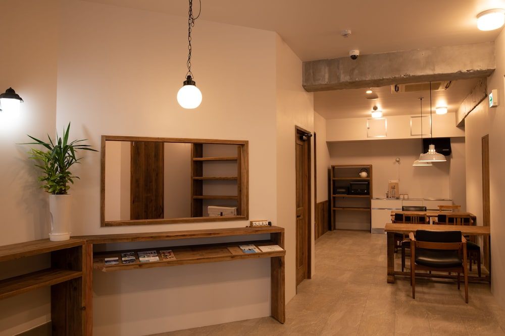 Akicafe Inn Guesthouse 3