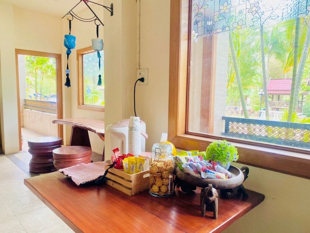 Phuphan Park Hotel 3