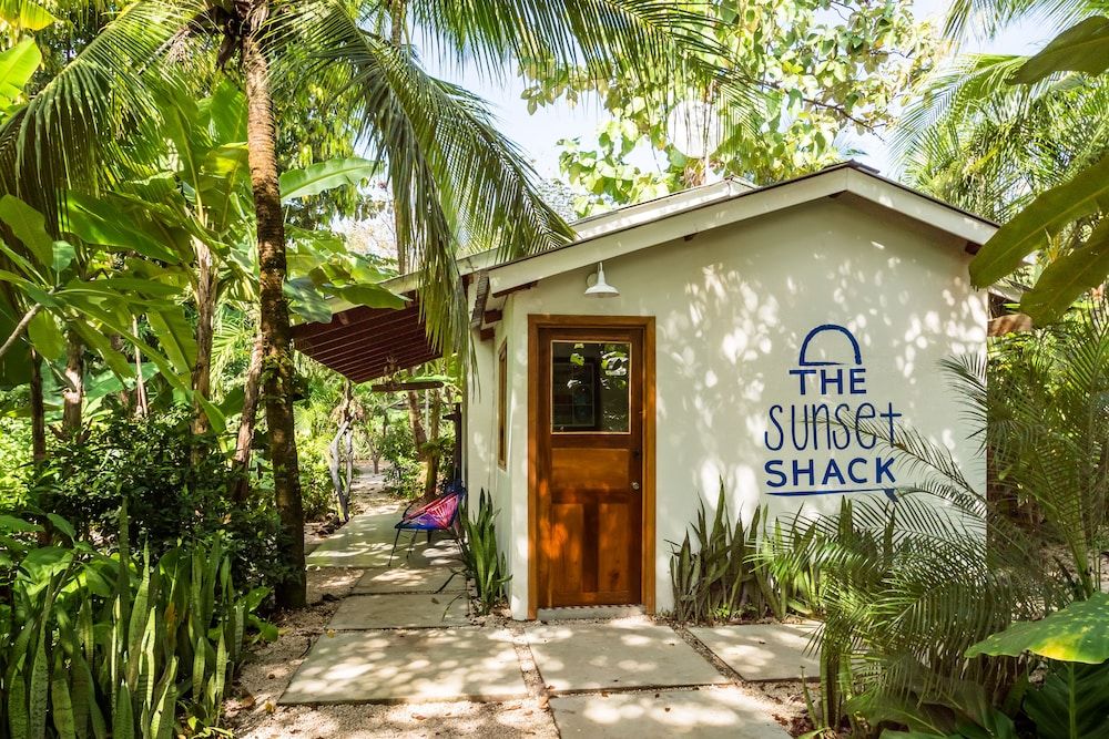 Sunset Shack Hotel 2