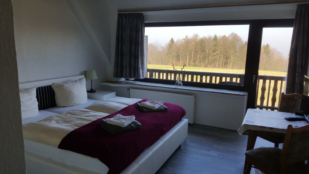 Café Sonnenschein & Pension 2