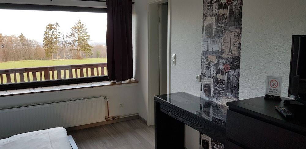 Café Sonnenschein & Pension 3